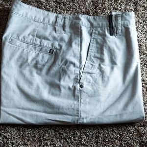 Vans shorts mens size 38 cotton chinos